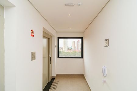 Apartamento à venda com 28m², 1 quarto e sem vagaÁrea comum