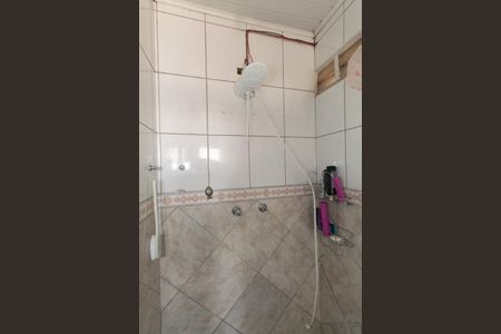 Casa à venda com 180m², 4 quartos e 2 vagasBanheiro casa 2