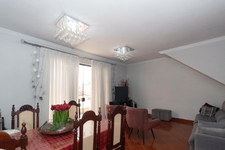 Sala  de casa à venda com 4 quartos, 180m² em Jardim Japao, São Paulo