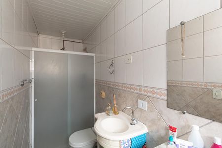 Casa à venda com 180m², 4 quartos e 2 vagasBanheiro casa 2