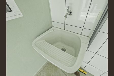 Casa para alugar com 79m², 2 quartos e 1 vaga