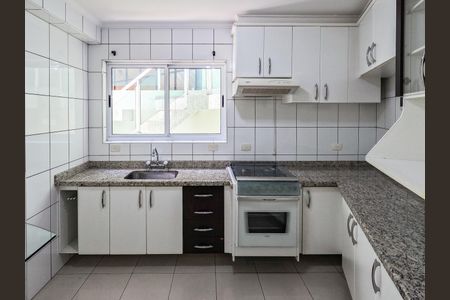 Casa para alugar com 79m², 2 quartos e 1 vaga