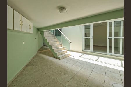 Casa para alugar com 79m², 2 quartos e 1 vaga