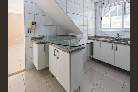 Casa para alugar com 79m², 2 quartos e 1 vaga