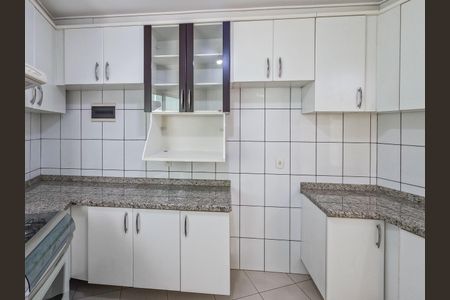 Casa para alugar com 79m², 2 quartos e 1 vaga