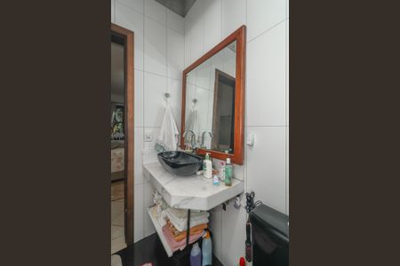 Casa à venda com 226m², 3 quartos e 3 vagasBanheiro da Suíte