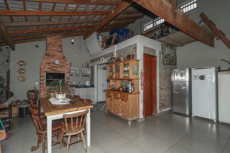 Casa à venda com 226m², 3 quartos e 3 vagasChurrasqueira Fundos