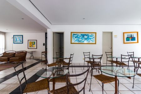 Apartamento à venda com 76m², 2 quartos e 1 vaga