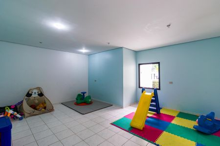 Apartamento à venda com 76m², 2 quartos e 1 vaga