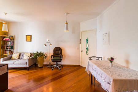 Apartamento para alugar com 2 quartos, 70m² em Vila Suzana, São Paulo