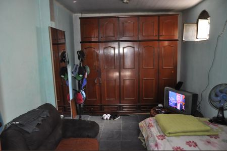 Casa à venda com 1 quarto, 90m² em Inhaúma, Rio de Janeiro