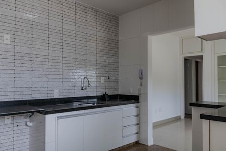 Apartamento para alugar com 115m², 3 quartos e 1 vaga