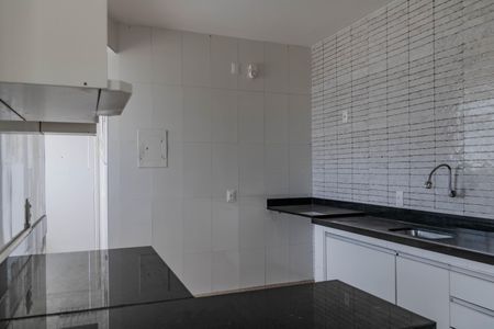 Apartamento para alugar com 115m², 3 quartos e 1 vaga