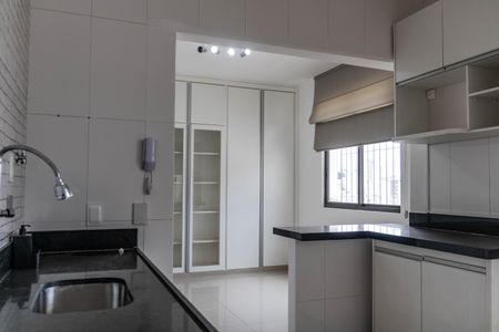 Apartamento para alugar com 115m², 3 quartos e 1 vaga