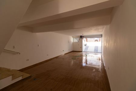 Casa para alugar com 189m², 4 quartos e 3 vagas Casa para alugar com 189m², 4 quartos e 3 vagasGaragem