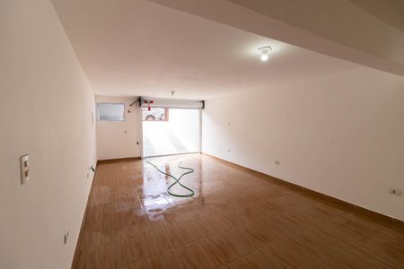 Casa para alugar com 189m², 4 quartos e 3 vagas Casa para alugar com 189m², 4 quartos e 3 vagasGaragem