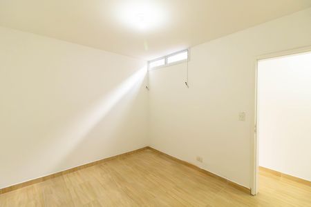Casa para alugar com 189m², 4 quartos e 3 vagas Casa para alugar com 189m², 4 quartos e 3 vagasQuarto 2