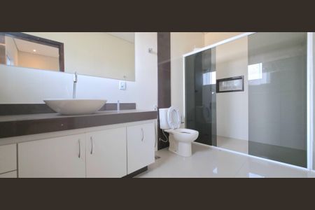 Casa de condomínio à venda com 500m², 4 quartos e 6 vagas