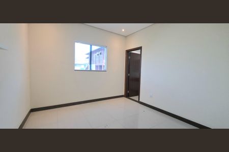 Casa de condomínio à venda com 500m², 4 quartos e 6 vagas