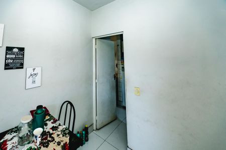 Apartamento à venda com 2 quartos, 48m² em Heliópolis, Belo Horizonte