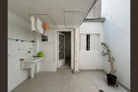 Casa à venda com 90m², 2 quartos e 1 vaga Casa à venda com 90m², 2 quartos e 1 vagaQuintal