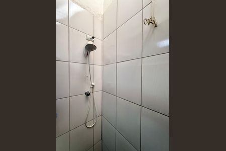 Casa à venda com 90m², 2 quartos e 1 vaga Casa à venda com 90m², 2 quartos e 1 vagaBanheiro