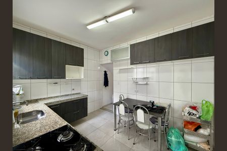 Casa à venda com 90m², 2 quartos e 1 vaga Casa à venda com 90m², 2 quartos e 1 vagaCozinha