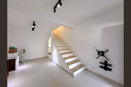 Sala de casa à venda com 2 quartos, 90m² em Brooklin, São Paulo