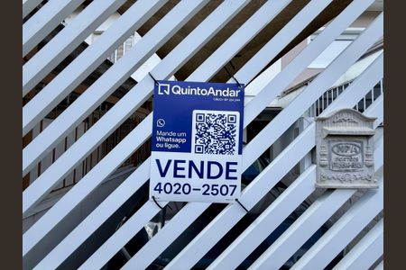 Casa à venda com 90m², 2 quartos e 1 vaga Casa à venda com 90m², 2 quartos e 1 vagaPlaca