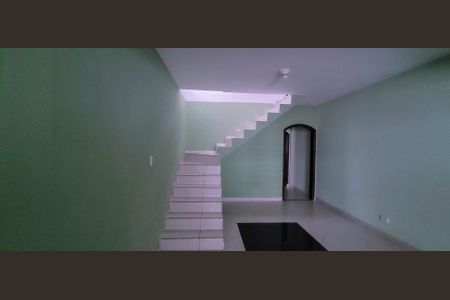 Casa para alugar com 3 quartos, 160m² em Residencial Rancho Grande, Itaquaquecetuba