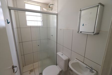 Banheiro de apartamento para alugar com 1 quarto, 37m² em Parque Ribeirão Preto, Ribeirão Preto