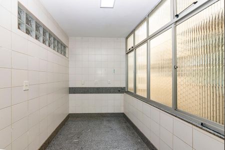 Apartamento para alugar com 130m², 3 quartos e 1 vagaÁrea de Serviço