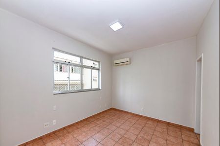 Apartamento para alugar com 130m², 3 quartos e 1 vagaSuíte