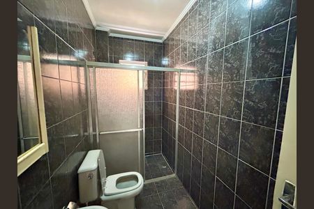 Casa à venda com 300m², 3 quartos e 2 vagasBanheiro 2