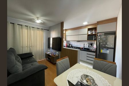 Sala de apartamento para alugar com 2 quartos, 49m² em Recanto Vista Alegre, Cotia