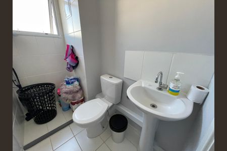 Banheiro Social de apartamento para alugar com 2 quartos, 49m² em Recanto Vista Alegre, Cotia