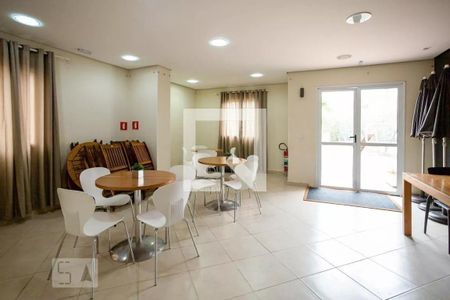 Apartamento para alugar com 49m², 2 quartos e 1 vagaÁrea comum - Salão de festas