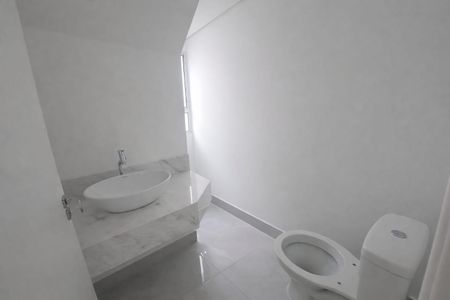 Casa à venda com 130m², 3 quartos e 3 vagas Casa à venda com 130m², 3 quartos e 3 vagasLavabo