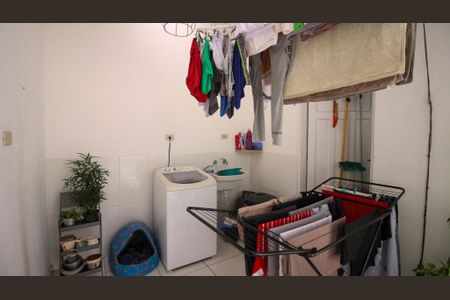 Casa à venda com 222m², 2 quartos e sem vagaÁrea de Serviço