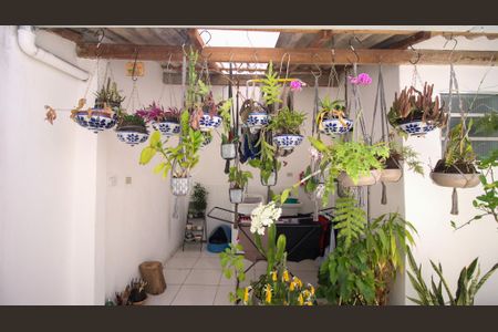 Casa à venda com 222m², 2 quartos e sem vagaÁrea de Serviço