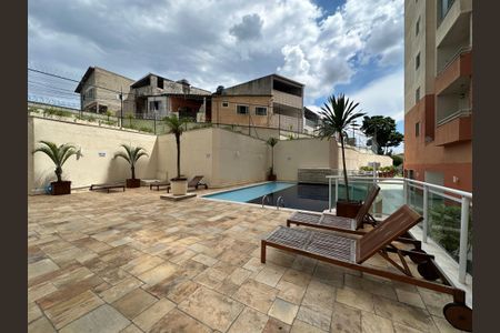 Apartamento para alugar com 62m², 2 quartos e 1 vagaÁrea comum - Piscina