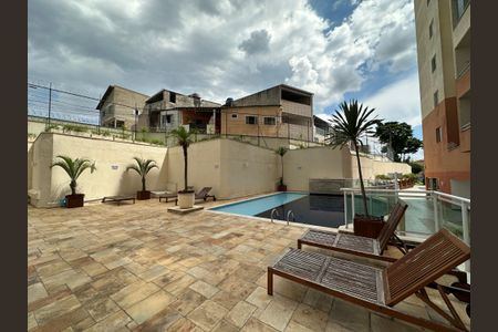 Apartamento para alugar com 62m², 2 quartos e 1 vagaÁrea comum - Piscina