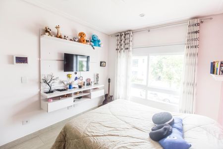 Casa de condomínio à venda com 368m², 3 quartos e 6 vagasSuíte