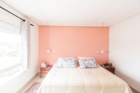 Casa de condomínio à venda com 368m², 3 quartos e 6 vagasSuíte