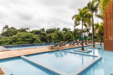 Casa de condomínio à venda com 368m², 3 quartos e 6 vagasPiscina