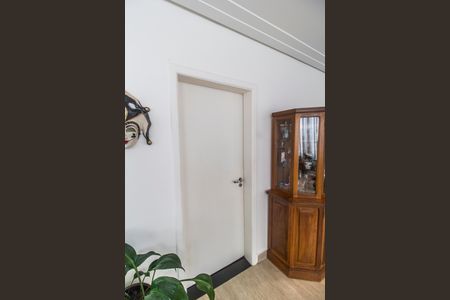 Casa de condomínio à venda com 368m², 3 quartos e 6 vagasEscritório