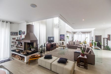 Sala  de casa de condomínio à venda com 3 quartos, 368m² em Colinas da Anhangüera, Santana de Parnaíba