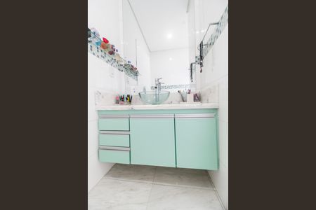 Casa de condomínio à venda com 368m², 3 quartos e 6 vagasBanheiro da Suíte