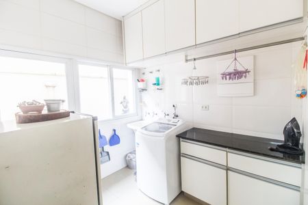 Casa de condomínio à venda com 368m², 3 quartos e 6 vagasÁrea de Serviço