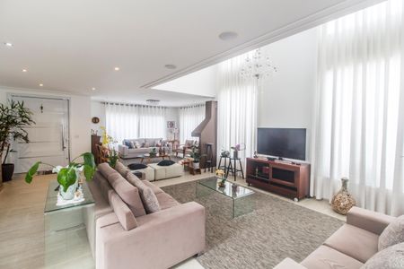 Casa de condomínio à venda com 368m², 3 quartos e 6 vagasSala 